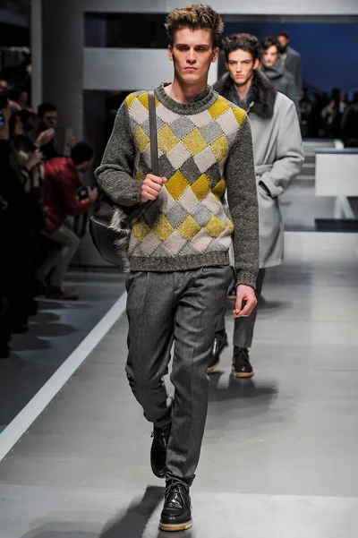 Look 26